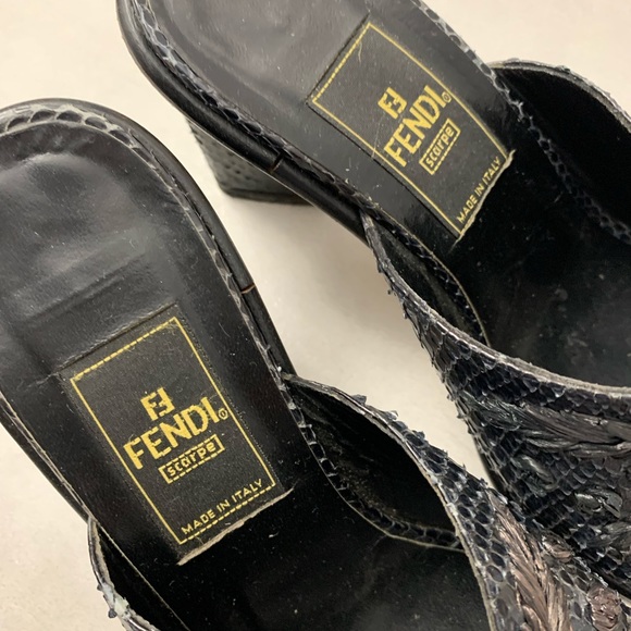 Fendi Square Step-in - Picture 5 of 8